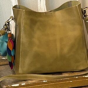 Portland Leather Anjou butterfly bag